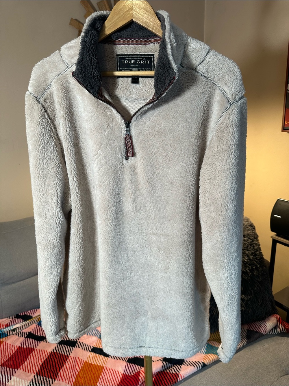True Grit Men’s Light Tan Sherpa Zip-Up Pullover